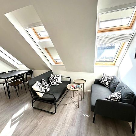 Palace Quarter 2 Peaceful Modern Central Top Floor Apartment Budapesta Exterior foto