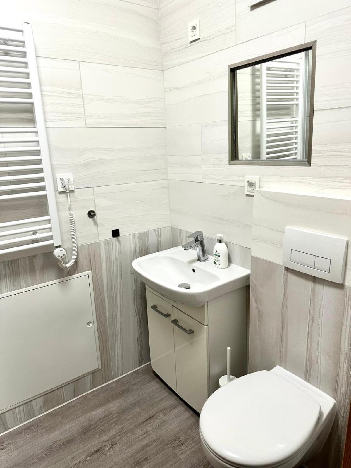 Palace Quarter 2 Peaceful Modern Central Top Floor Apartment Budapesta Exterior foto